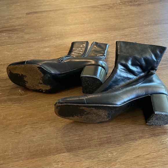 Chanel boot - Picture 4 of 4